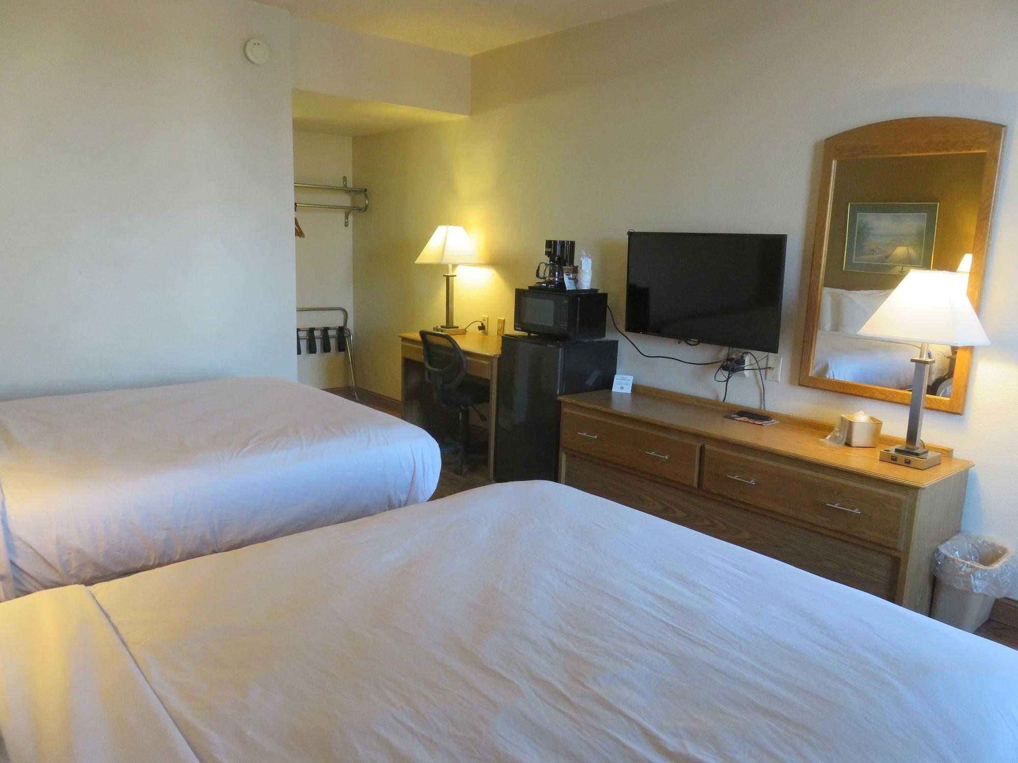 Baymont By Wyndham Fargo Hotel Buitenkant foto