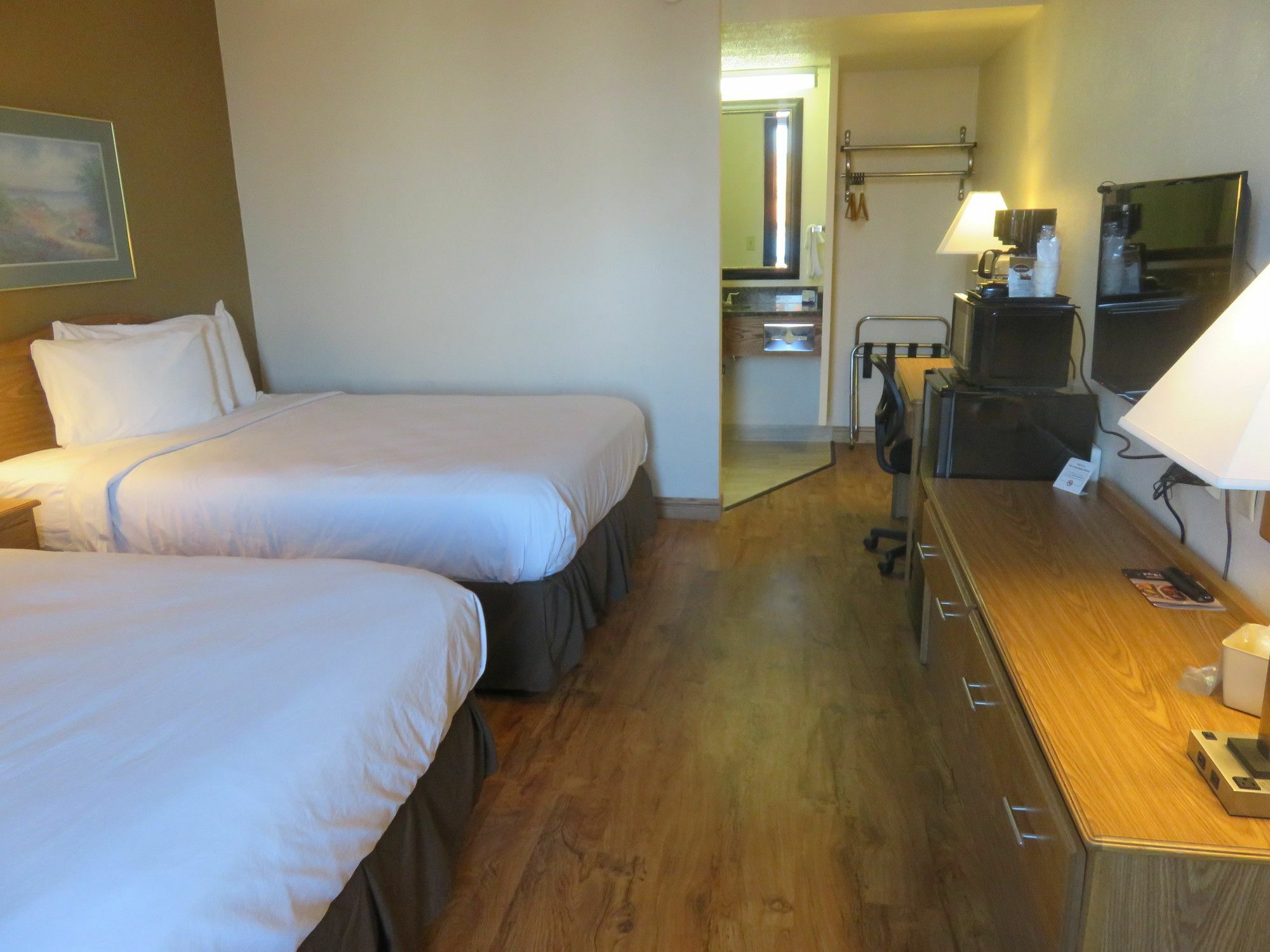 Baymont By Wyndham Fargo Hotel Buitenkant foto